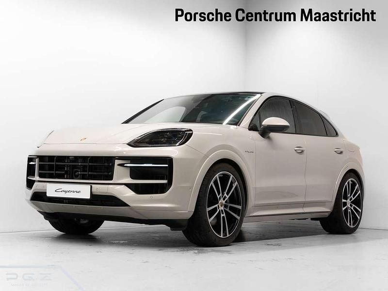 Bruin Nieuw 2025 Porsche Cayenne SUV | € 165.116 (Duur) - Afbeelding 1/4