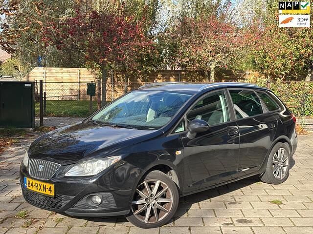 Zwart Gebruikt 2011 Seat Ibiza ST Ecomotive Stationwagen | € 1.750 (Eerlijke prijs) - Afbeelding 1/4