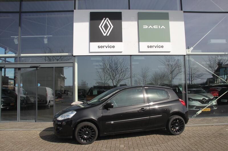 Zwart Gebruikt 2010 Renault Clio III Hatchback | € 4.425 - Afbeelding 1/4
