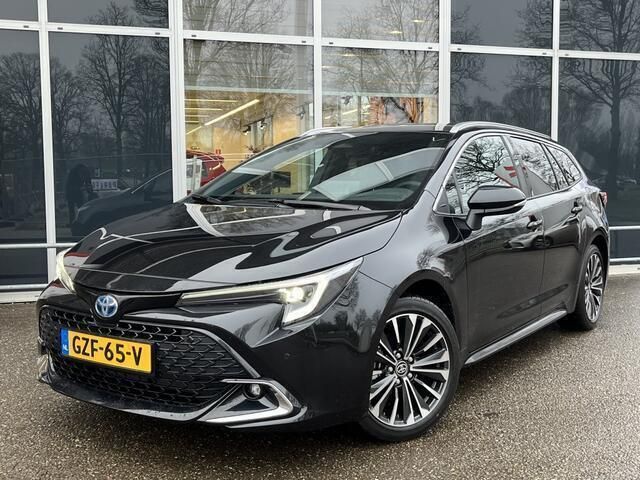 Zwart Gebruikt 2024 Toyota Corolla Hybrid Stationwagen | € 35.500 (Iets duurder) - Afbeelding 1/4
