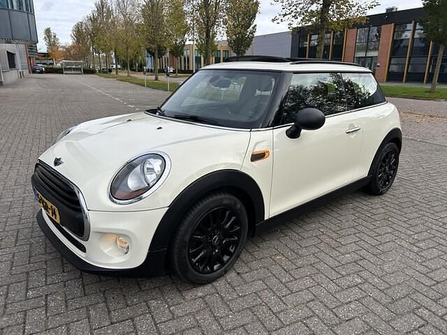 Wit Gebruikt 2015 Mini ONE Salt Hatchback | € 10.950 (Eerlijke prijs) - Afbeelding 1/4
