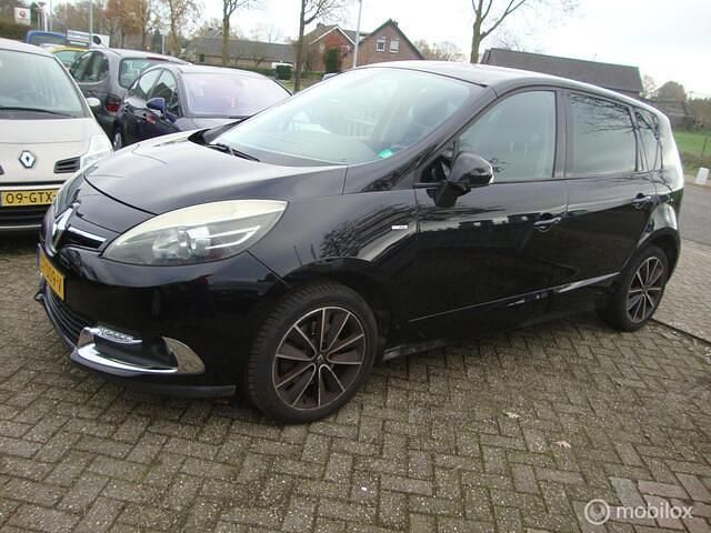 Zwart Gebruikt 2013 Renault Scénic III Bose Edition MPV | € 4.750 (Goede deal) - Afbeelding 1/4