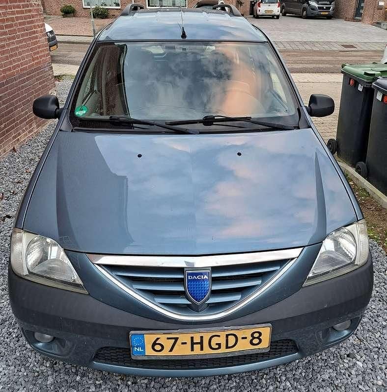 Blauw Gebruikt 2008 Dacia Logan Lauréate MPV | € 990 (Eerlijke prijs) - Afbeelding 1/2