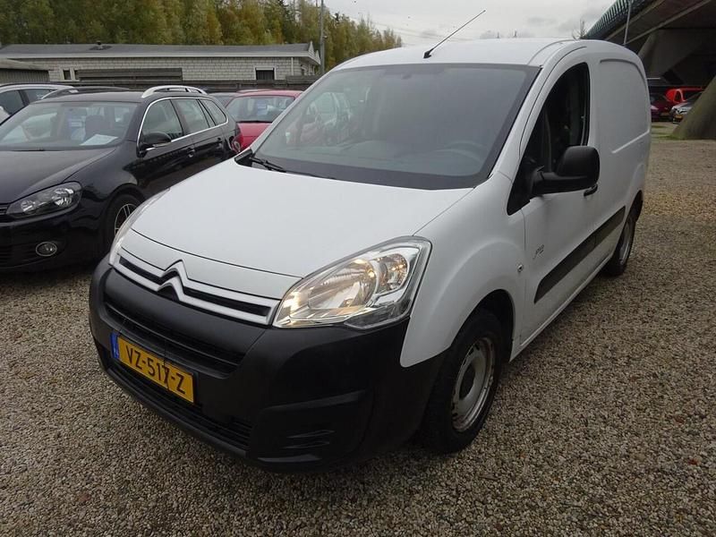 Wit Occasion 2016 Citroën Berlingo MPV | € 5.495 (Eerlijke prijs) - Afbeelding 1/4
