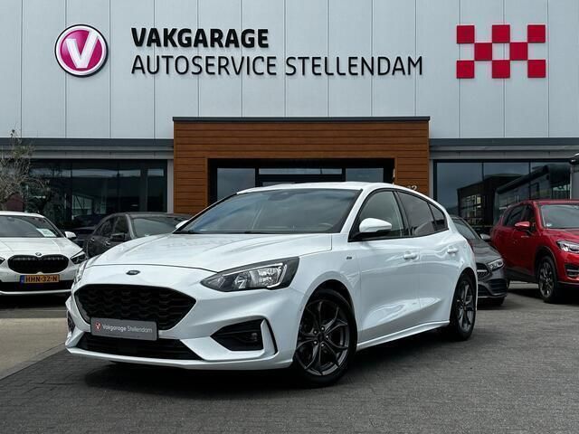 Wit Gebruikt 2019 Ford Focus Business Edition Hatchback | € 16.495 (Iets duurder) - Afbeelding 1/4