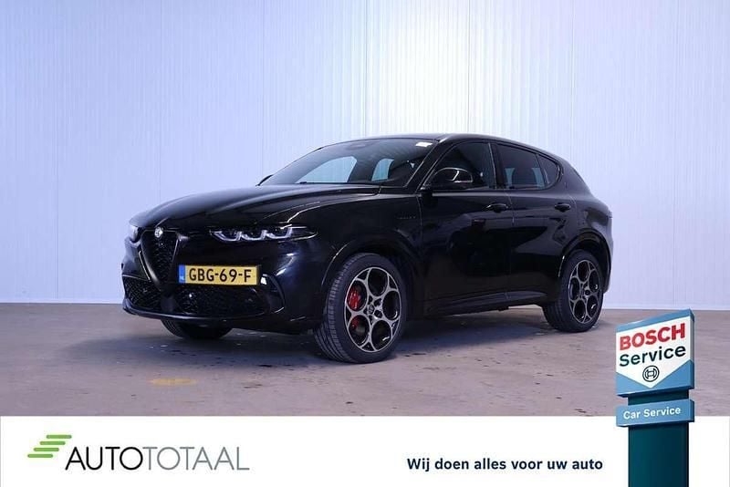 Zwart Gebruikt 2024 Alfa Romeo Tonale Veloce SUV | € 37.795 (Eerlijke prijs) - Afbeelding 1/4