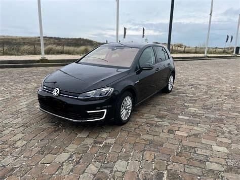 Occasion 2019 VW e-Golf Hatchback | € 11.499 (Super prijs) - Afbeelding 1/4