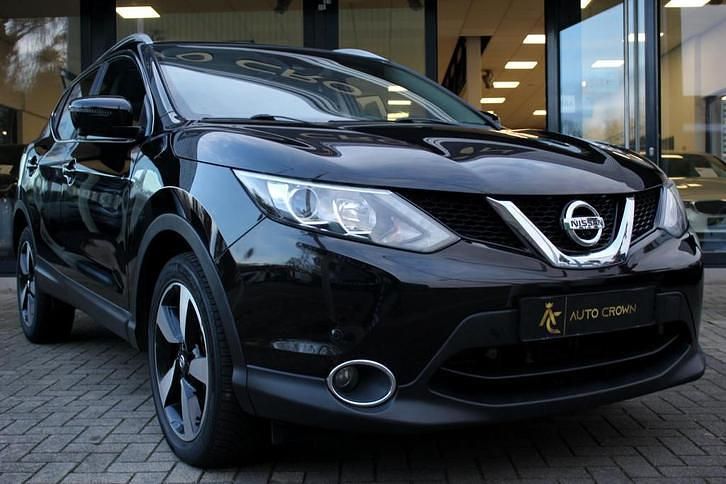 Zwart Gebruikt 2017 Nissan Qashqai N-Connecta SUV | € 14.950 (Eerlijke prijs) - Afbeelding 1/4