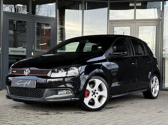 Zwart Gebruikt 2011 VW Polo GTI Hatchback | € 7.245 (Eerlijke prijs) - Afbeelding 1/4