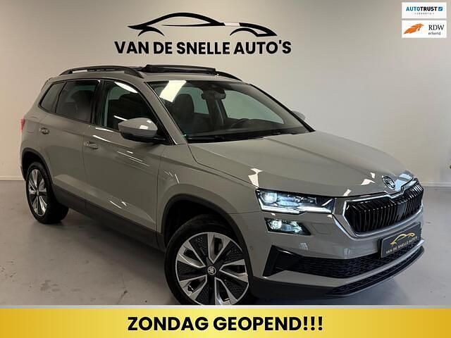 Grijs Gebruikt 2022 Skoda Karoq Business Line SUV | € 31.490 (Eerlijke prijs) - Afbeelding 1/4