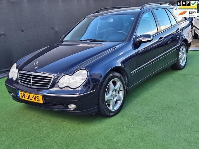 Blauw Gebruikt 2002 Mercedes C180 Avantgarde Stationwagen | € 4.990 (Iets duurder) - Afbeelding 1/4