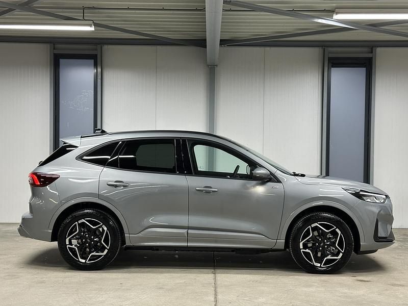 Nieuw Ford Kuga ST-Line 243 PK (178 kW) 2025 Zilver SUV