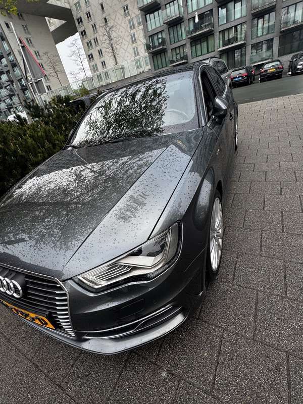 Grijs Gebruikt 2015 Audi A3 S-Line Hatchback | € 14.500 (Eerlijke prijs) - Afbeelding 1/4