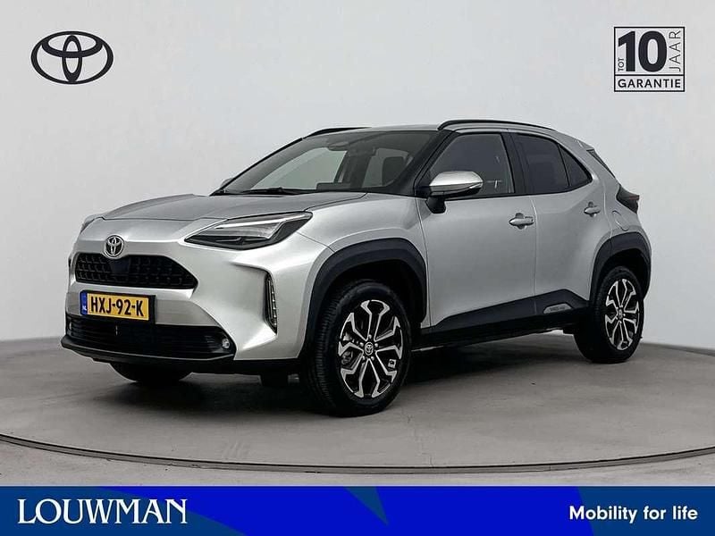 Zilver Nieuw 2025 Toyota Yaris Cross Limited SUV | € 33.500 (Duur) - Afbeelding 1/3