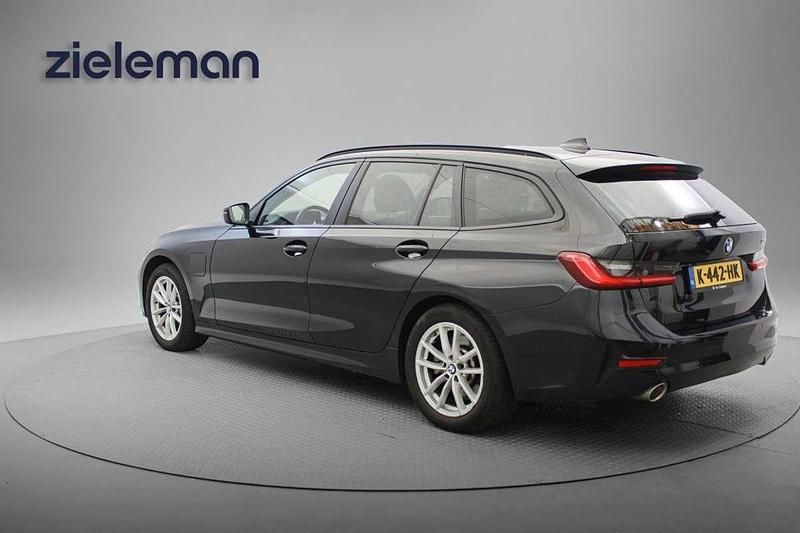Occasion BMW 330e Comfort Edition 184 PK (135 kW) 2021 Zwart Stationwagen