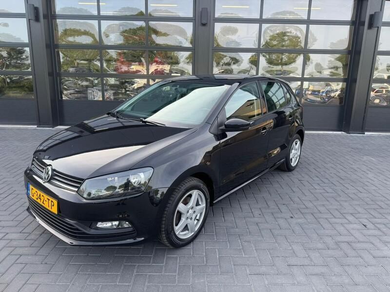 Zwart Gebruikt 2014 VW Polo Hatchback | € 6.500 (Goede deal) - Afbeelding 1/4