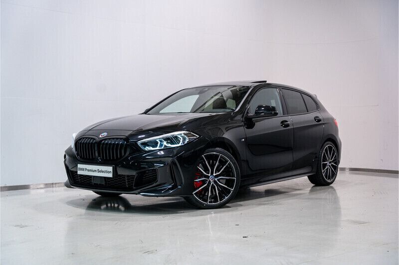Zwart Gebruikt 2023 BMW 128 M Sport Hatchback | € 49.895 (Duur) - Afbeelding 1/4