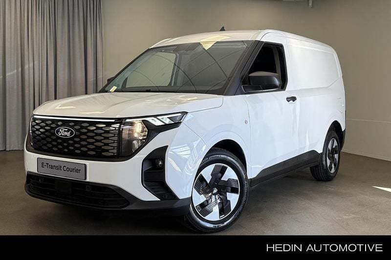 Wit Nieuw 2025 Ford E-Transit Trend Van | € 26.689 (Super prijs) - Afbeelding 1/4