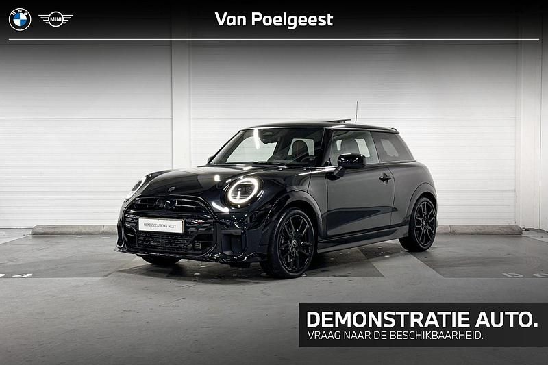 Zwart Gebruikt 2025 Mini Cooper Hatchback | € 53.643 - Afbeelding 1/4