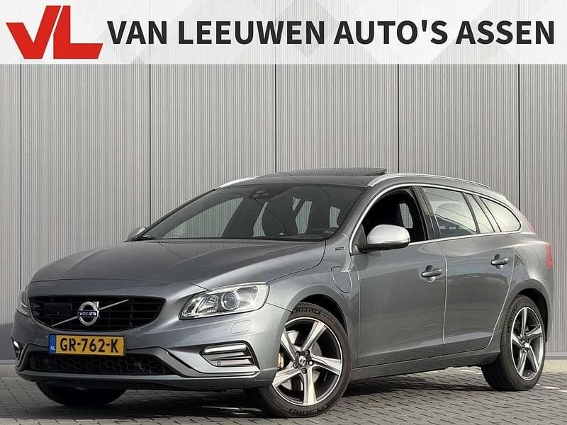 Grijs Gebruikt 2015 Volvo V60 R-Design Stationwagen | € 11.948 (Goede deal) - Afbeelding 1/4