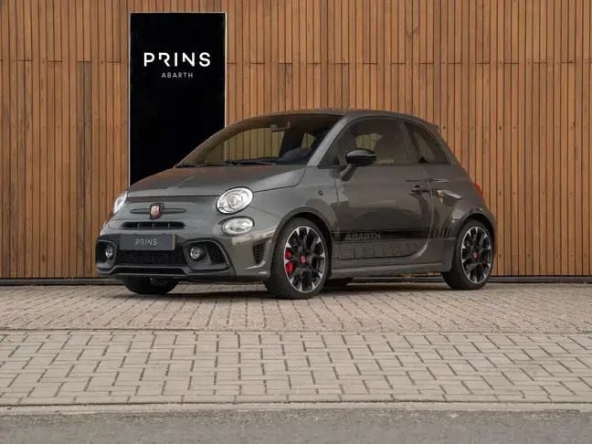 Grijs, metallic lak Gebruikt 2018 Abarth 595 Competizione Hatchback | € 22.900 (Eerlijke prijs) - Afbeelding 1/4