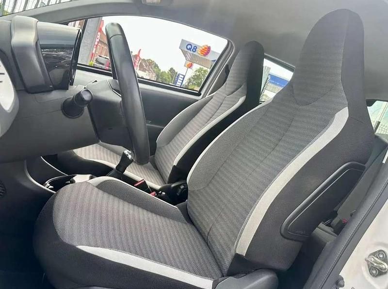 Occasion Toyota Aygo X-play 72 PK (52 kW) 2019 Wit Hatchback