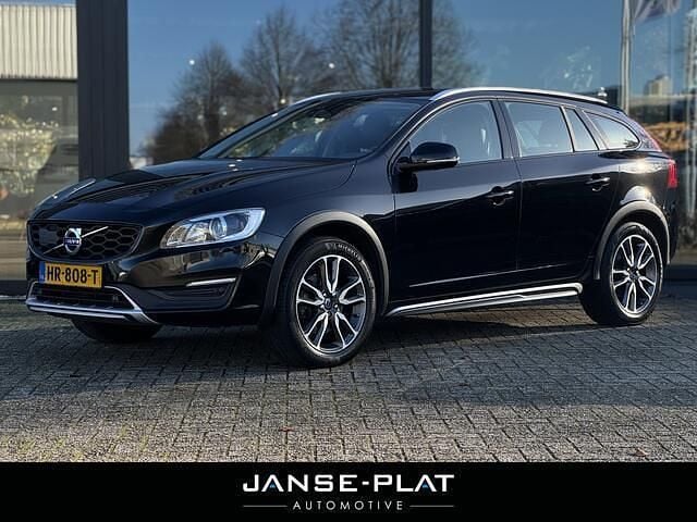 Zwart (metallic) Gebruikt 2016 Volvo V60 CC Summum Stationwagen | € 15.950 (Goede deal) - Afbeelding 1/4