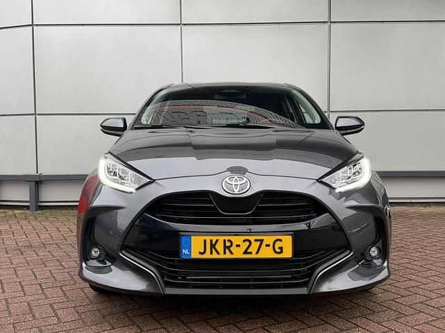 Nieuw Toyota Yaris 92 PK (67 kW) 2025 Grijs Hatchback