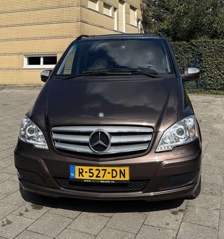 Gebruikt 2011 Mercedes Viano MPV | € 26.000 - Afbeelding 1/4