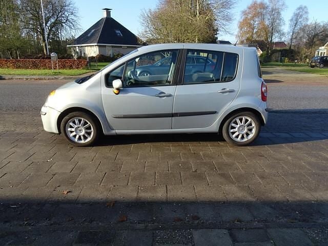 Grijs Gebruikt 2005 Renault Modus Luxe MPV | € 999 (Goede deal) - Afbeelding 1/4