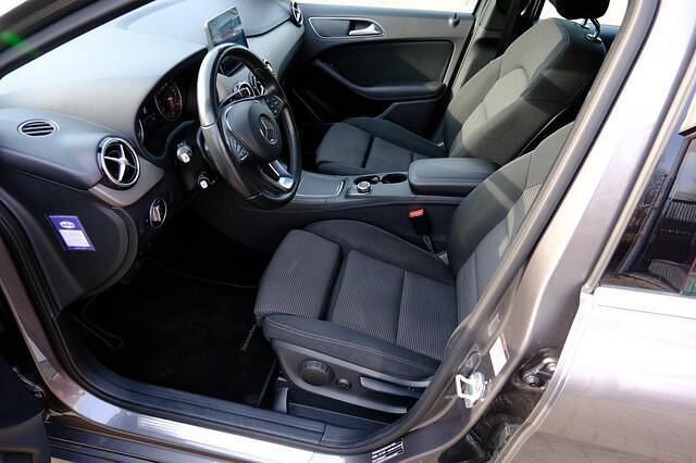 Occasion Mercedes B180 Business 123 PK (90 kW) 2017 Grijs MPV