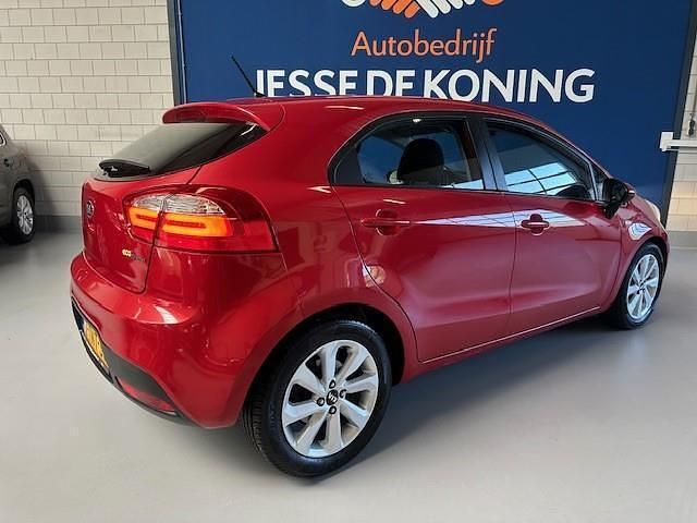 Occasion Kia Rio 86 PK (63 kW) 2014 Rood Hatchback