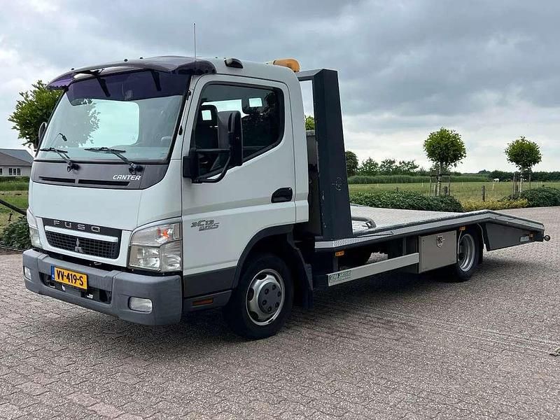 Wit Gebruikt 2012 Mitsubishi Canter Van | € 17.500 - Afbeelding 1/4