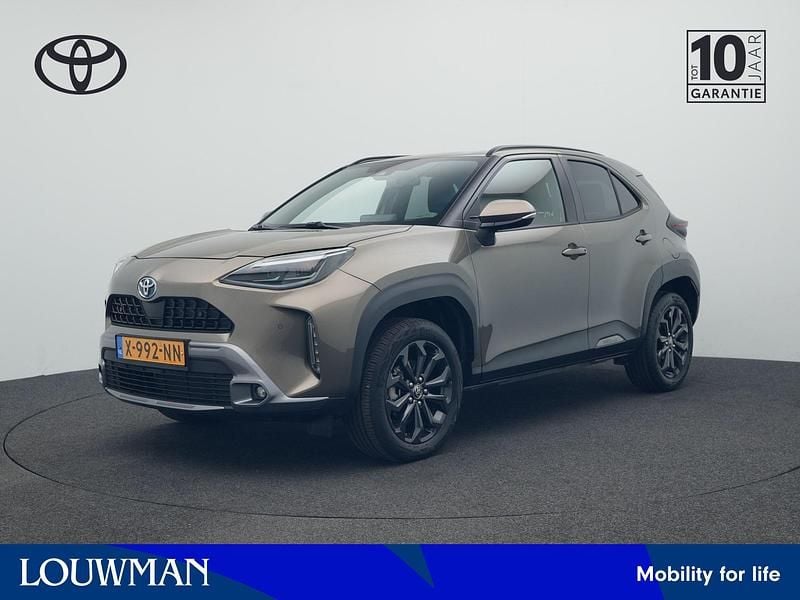 Groen Gebruikt 2024 Toyota Yaris Cross X-plore SUV | € 29.985 (Eerlijke prijs) - Afbeelding 1/3