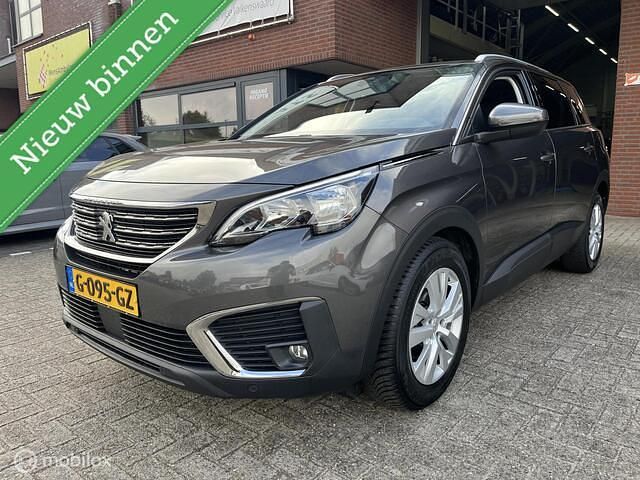 Grijs Occasion 2019 Peugeot 5008 MPV | € 18.950 (Eerlijke prijs) - Afbeelding 1/4