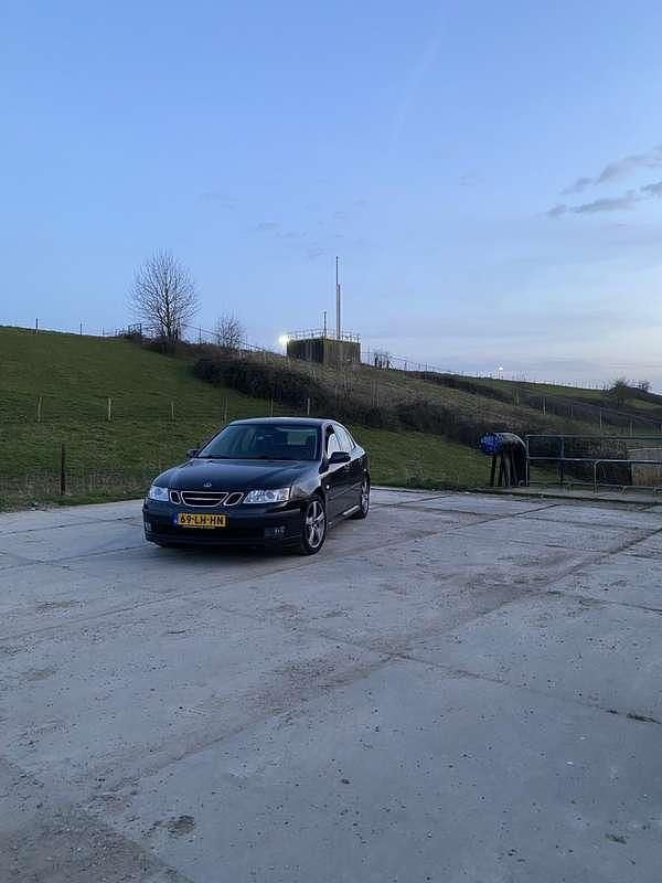 Occasion 2003 Saab 9-3 Sedan | € 2.950 (Goede deal) - Afbeelding 1/4