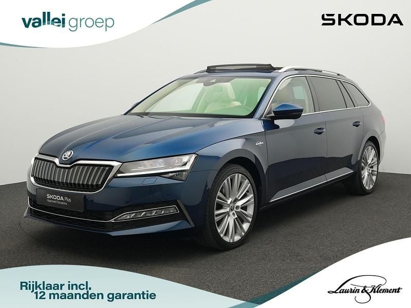 Blauw Gebruikt 2022 Skoda Superb LAURIN & KLEMENT Stationwagen | € 28.900 (Eerlijke prijs) - Afbeelding 1/4