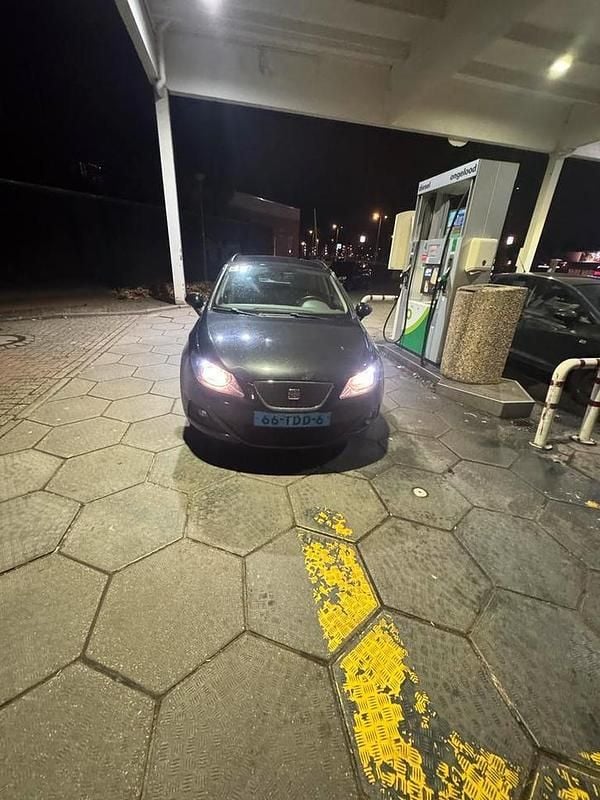 Gebruikt 2012 Seat Ibiza Ecomotive | € 1.250 (Super prijs) - Afbeelding 1/4