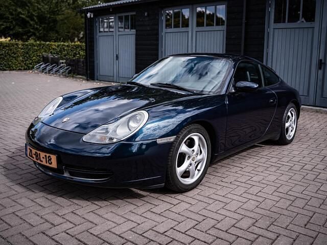 Blauw Gebruikt 1999 Porsche 911 Carrera 4 Coupé | € 26.900 - Afbeelding 1/4