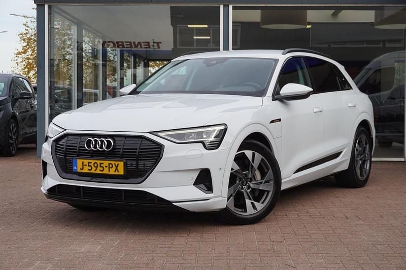 Wit Gebruikt 2020 Audi e-tron Business SUV | € 24.950 (Eerlijke prijs) - Afbeelding 1/4