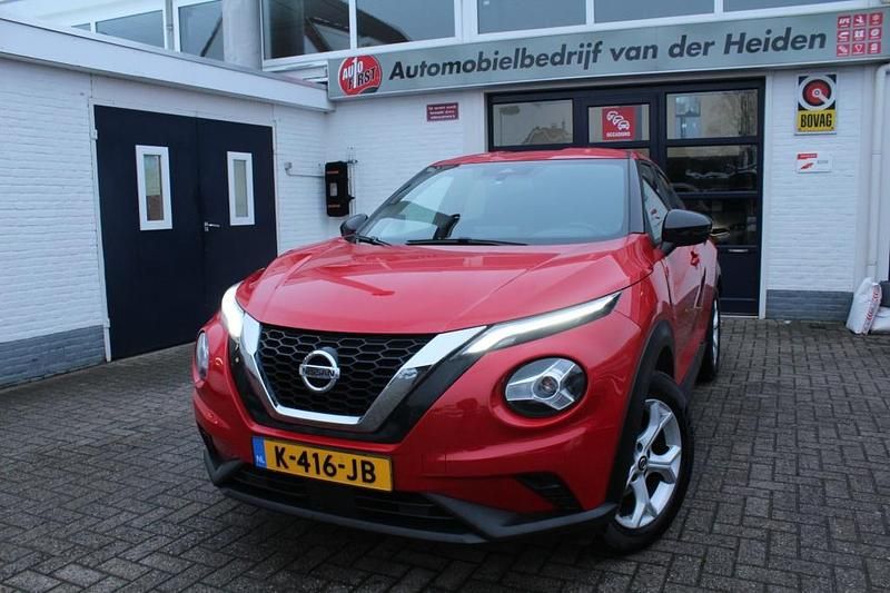 Rood Occasion 2021 Nissan Juke N-Connecta SUV | € 15.950 (Eerlijke prijs) - Afbeelding 1/4