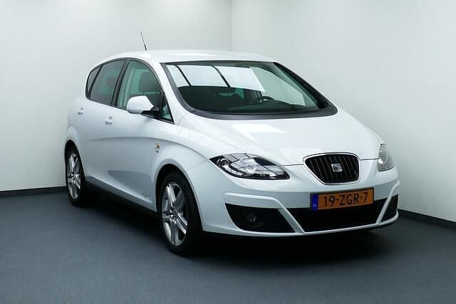 Wit Gebruikt 2012 Seat Altea Copa MPV | € 4.949 (Eerlijke prijs) - Afbeelding 1/4