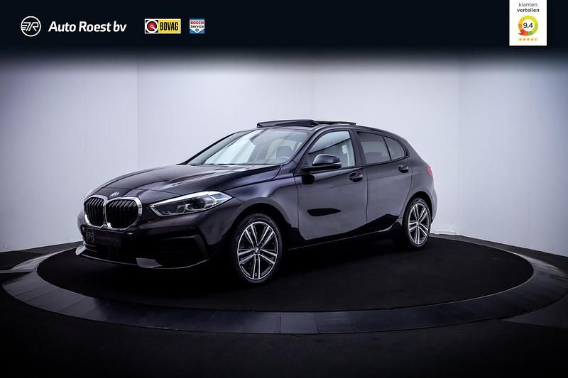 Zwart Gebruikt 2021 BMW 118 Executive Hatchback | € 24.925 - Afbeelding 1/4