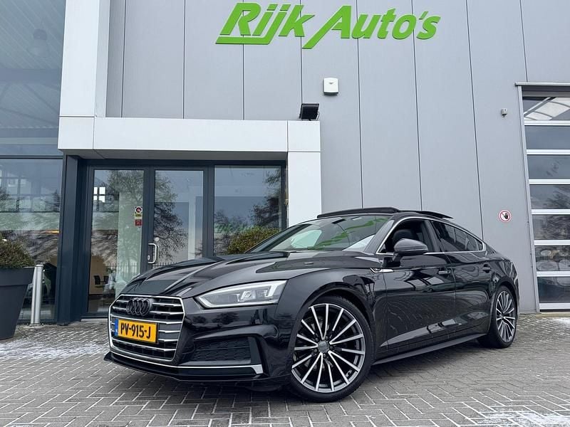Zwart Occasion 2018 Audi A5 Sport Hatchback | € 22.945 (Eerlijke prijs) - Afbeelding 1/4