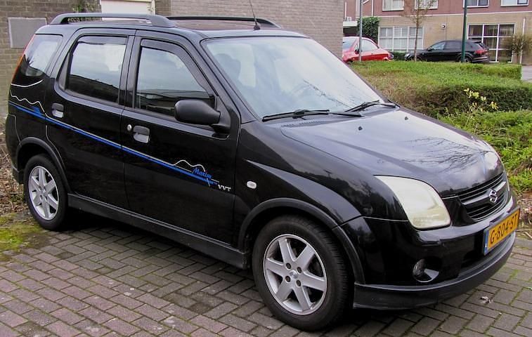 Occasion Suzuki Ignis Exclusive 99 PK (72 kW) 2005 Zwart (metallic) Hatchback