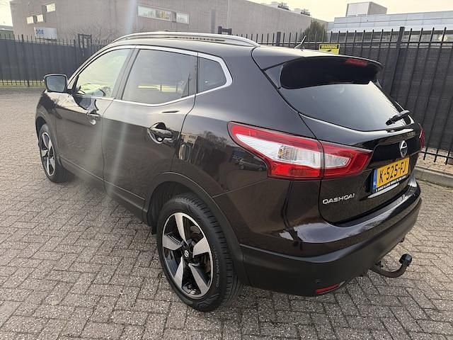 Occasion Nissan Qashqai N-Connecta 165 PK (121 kW) 2016 Paars SUV