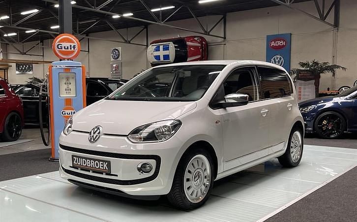 Wit Gebruikt 2013 VW up! Hatchback | € 7.499 (Eerlijke prijs) - Afbeelding 1/4