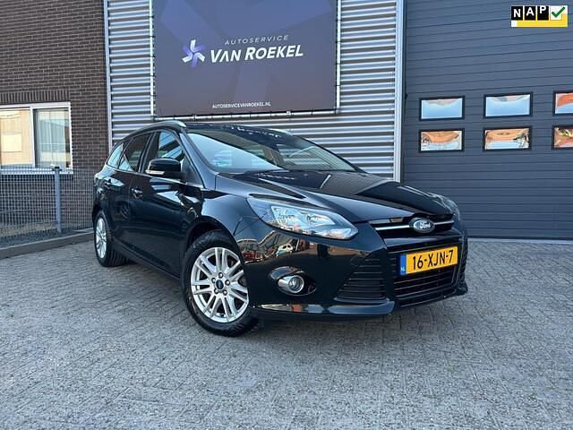 Zwart Gebruikt 2012 Ford Focus Titanium Stationwagen | € 4.299 - Afbeelding 1/4