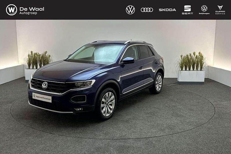 Atlantic blue metallic Gebruikt 2021 VW T-Roc Sportline SUV | € 24.900 (Goede deal) - Afbeelding 1/3