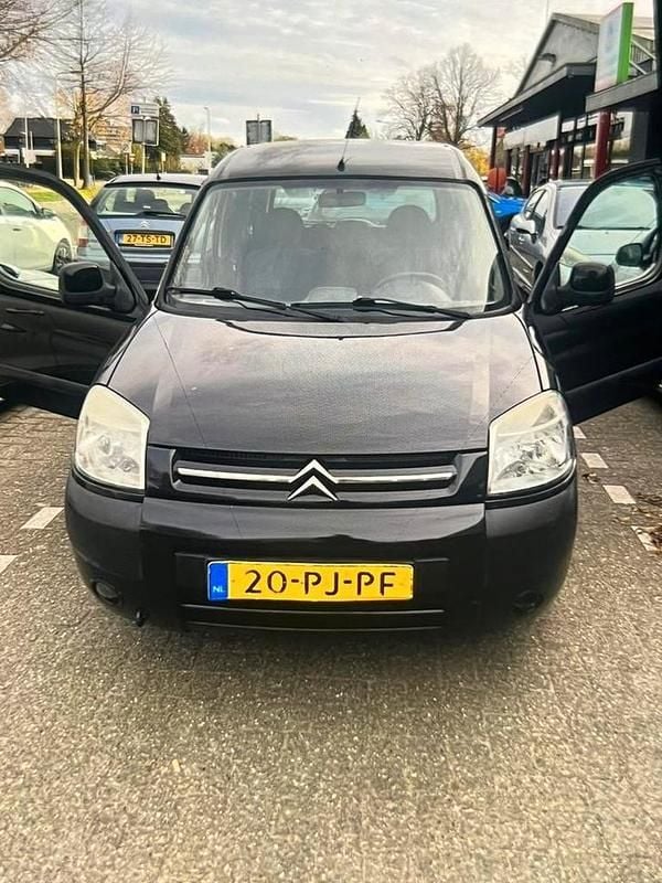 Gebruikt 2004 Citroën Berlingo | € 1.750 (Goede deal) - Afbeelding 1/4